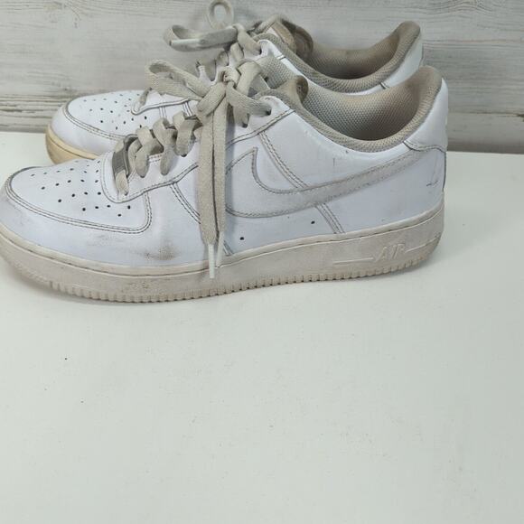 Nike Air Force 1‎ Low Triple White Womens Shoes DD8959-100 Size 11 - Picture 5 of 12